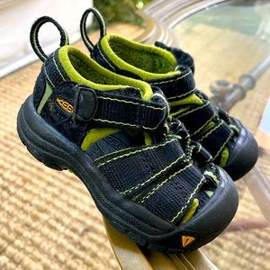Baby Keen Sandals, size 4